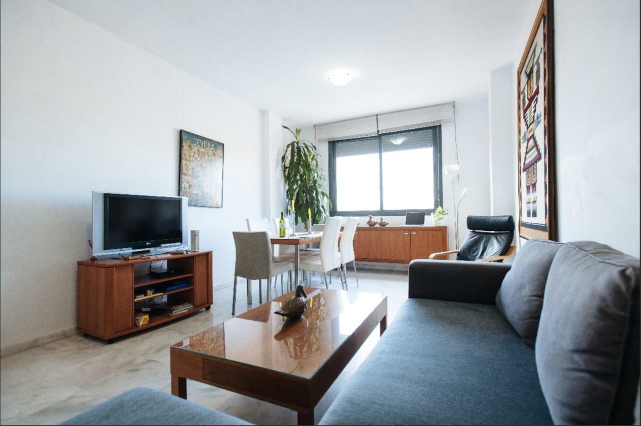 The Hostelito! Free Parking Apartment Seville